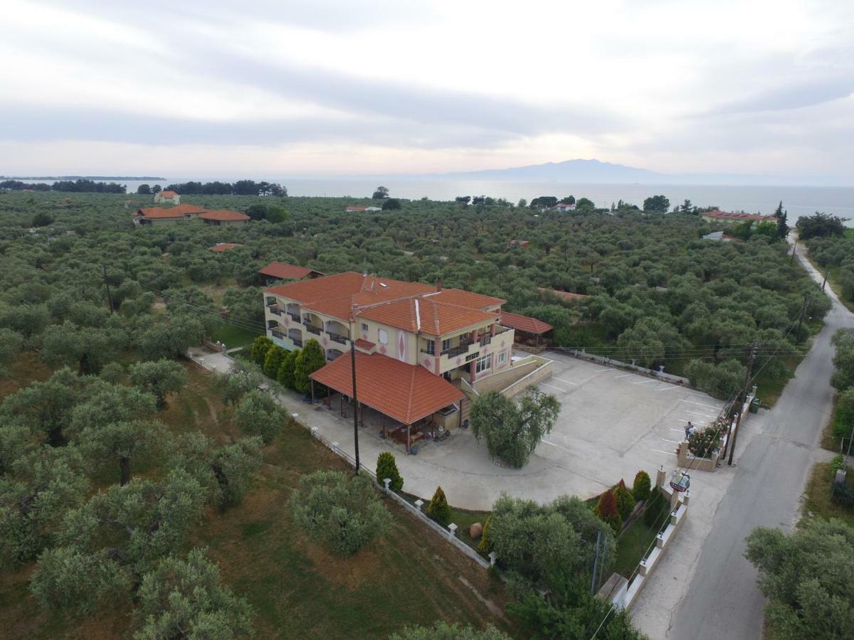 Ξενοδοχείο με διαμερίσματα ηρακλής 3*